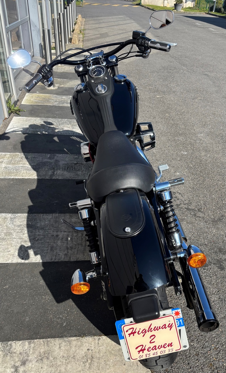 STREET BOB 107