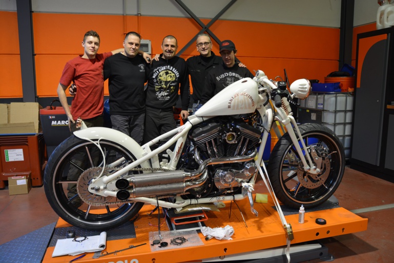 Highway 2 Heaven : 8ème sur 40 Battle of the Kings 2016 et 2ème à Grimaud Highway 2 Heaven : 8ème sur 40 Battle of the Kings 2016 et 2ème à Grimaud