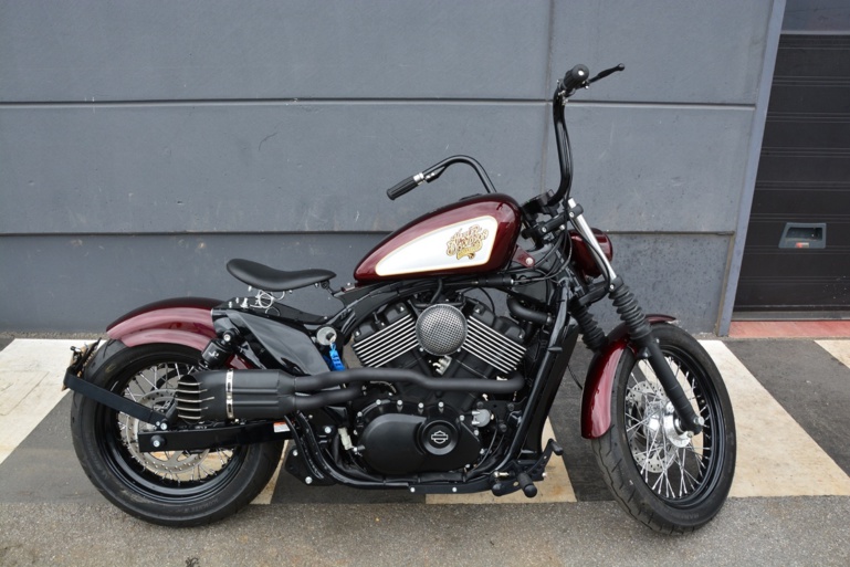 Un 750 Différent Un 750 Différent